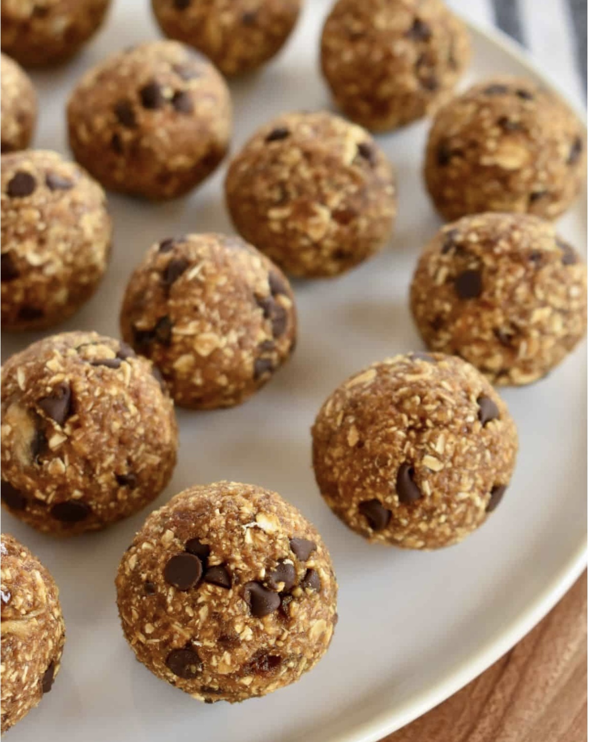 Hemp seed protein balls