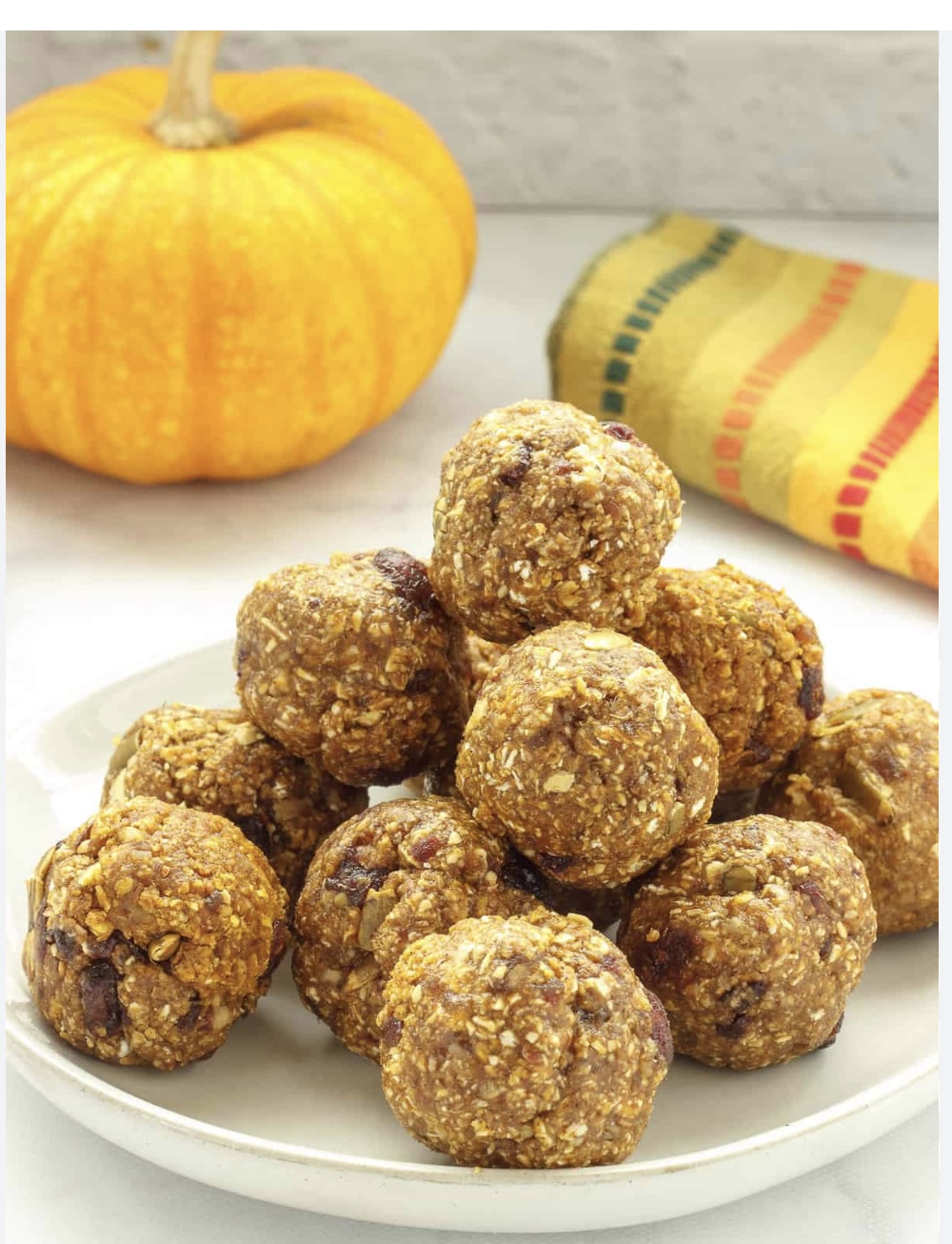 Hemp seed protein pumpkin balls